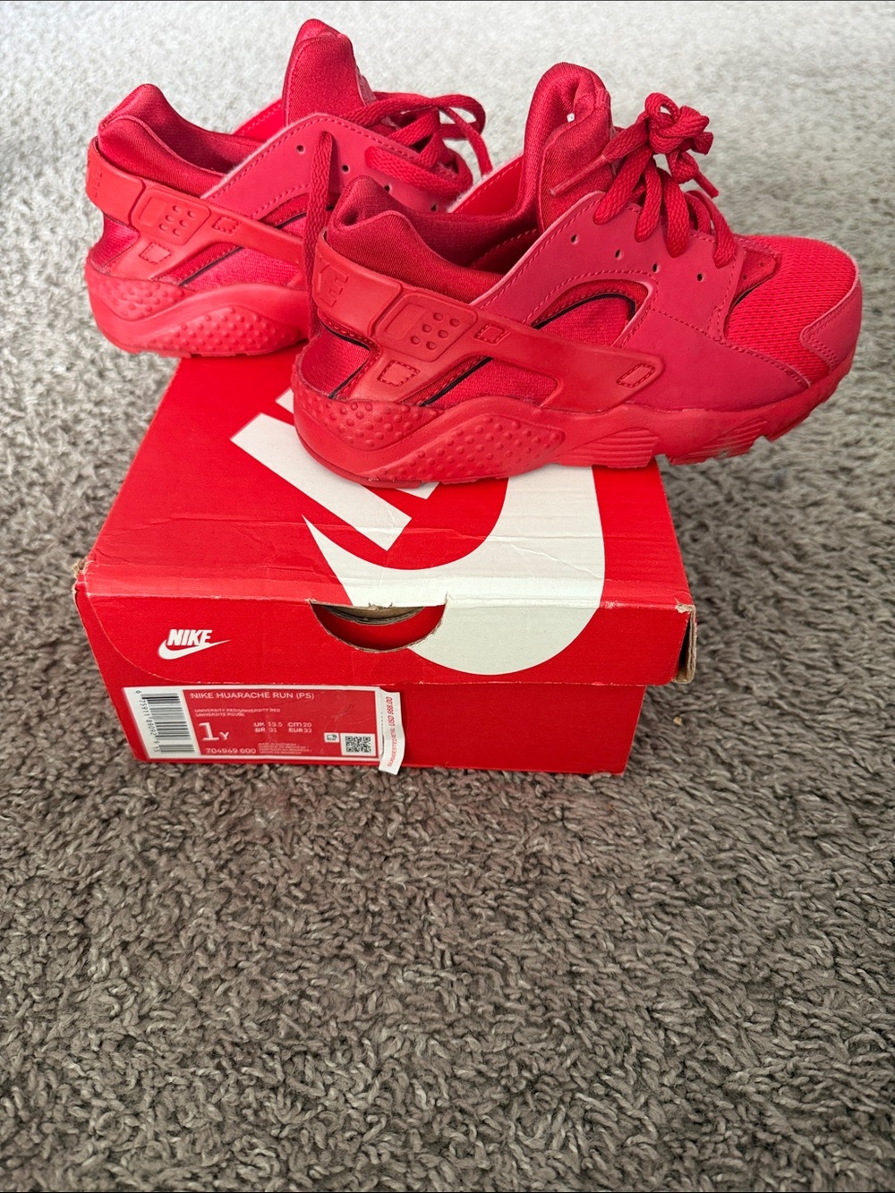 Nike Huarache Kids All-Red Athletic Sneakers